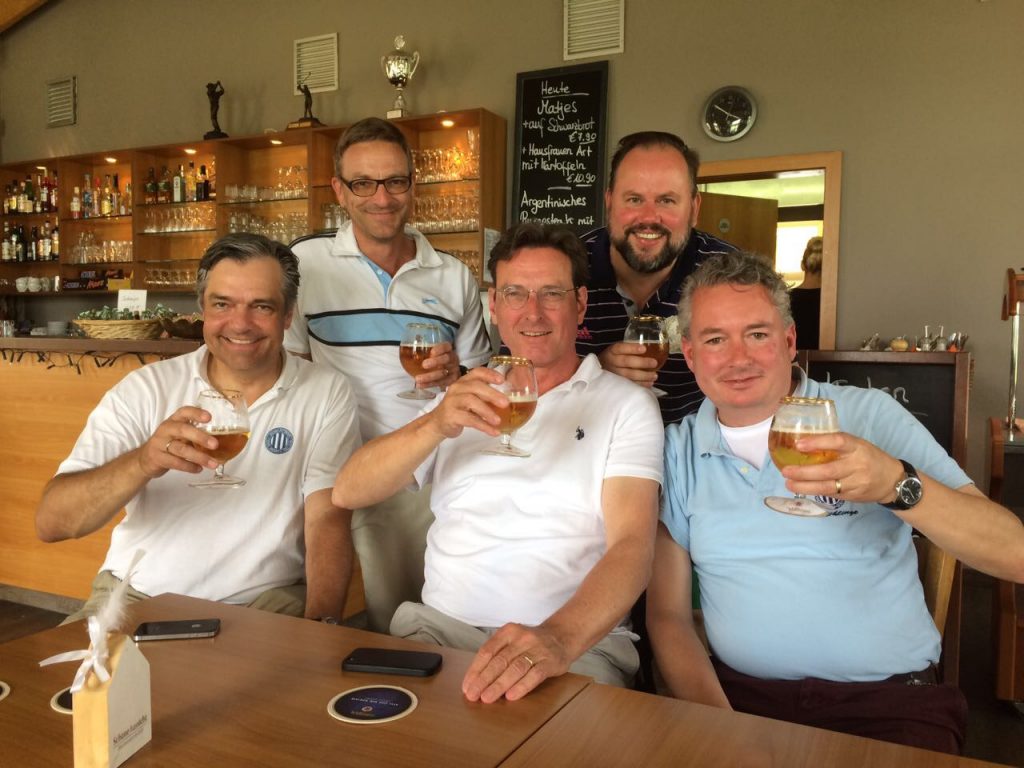 Golf AK30 Herren behaupten sich trotz Sintflut in Oststeinbek